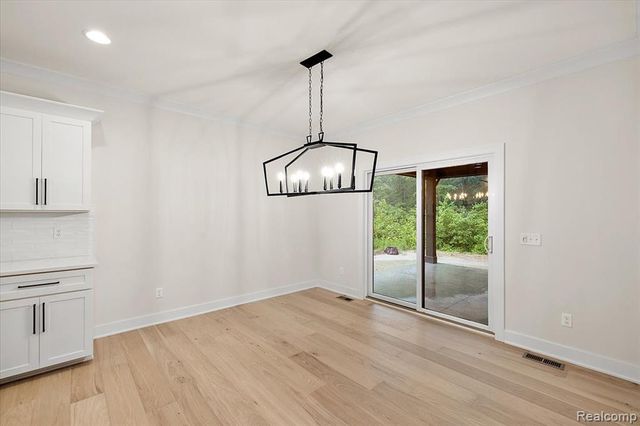 50798 Mistwood Drive, Macomb, MI 48042