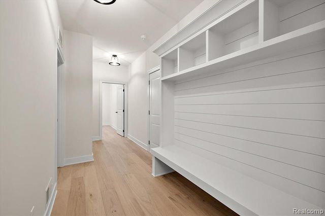 50798 Mistwood Drive, Macomb, MI 48042