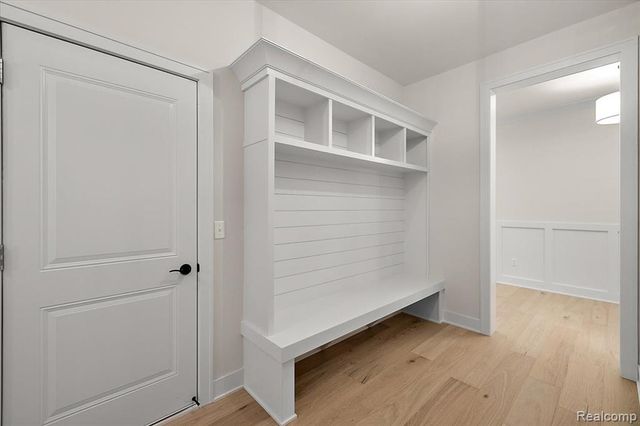 50798 Mistwood Drive, Macomb, MI 48042