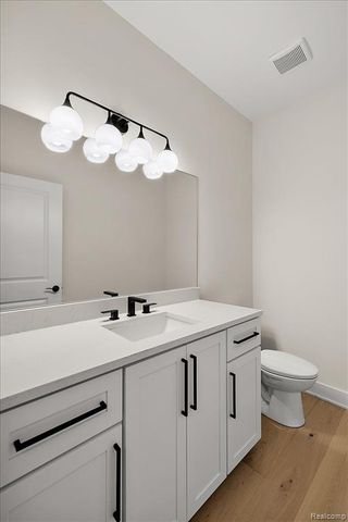 50798 Mistwood Drive, Macomb, MI 48042