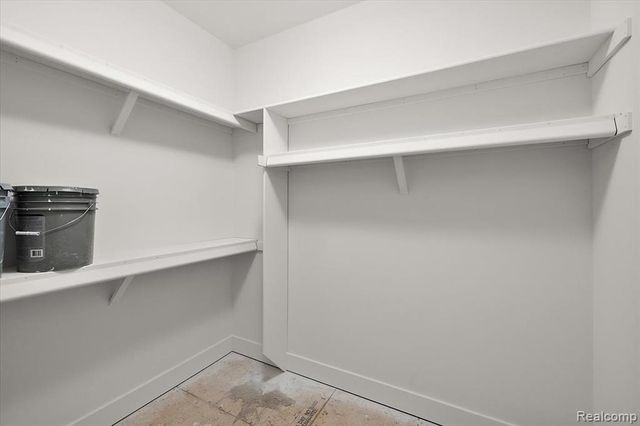 50798 Mistwood Drive, Macomb, MI 48042