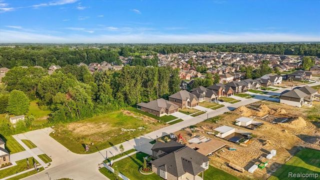 50798 Mistwood Drive, Macomb, MI 48042