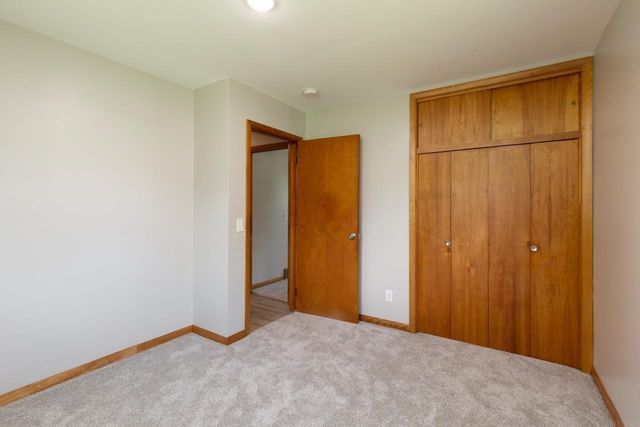 806 Gray, Aplington, IA 50604