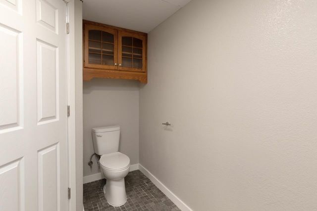 806 Gray, Aplington, IA 50604