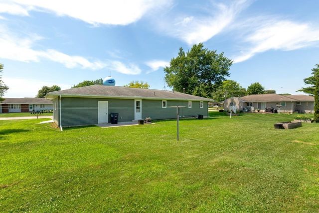 806 Gray, Aplington, IA 50604