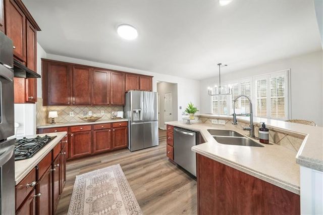 6515 Grand Magnolia Drive, Sugar Hill, GA 30518