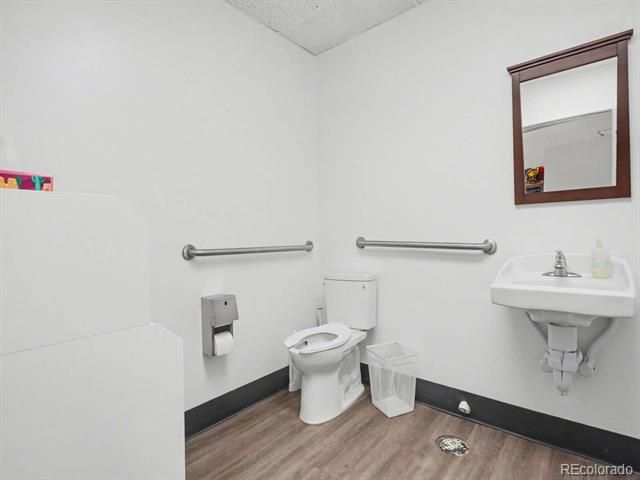 422 Norfolk Street, Aurora, CO 80011