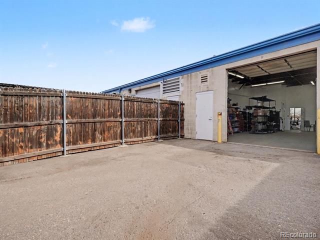 422 Norfolk Street, Aurora, CO 80011