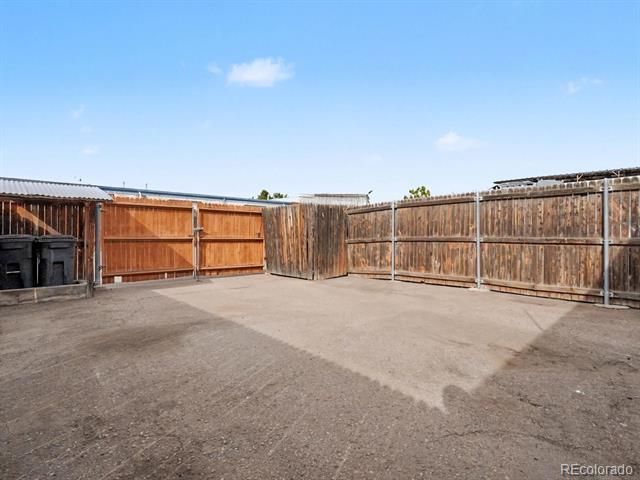 422 Norfolk Street, Aurora, CO 80011