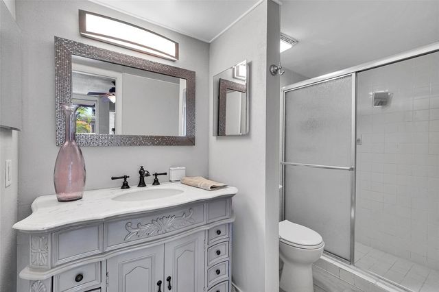 670 Kensington Place 5B, Wilton Manors, FL 33305