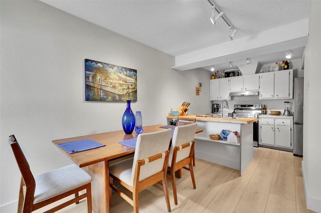 670 Kensington Place 5B, Wilton Manors, FL 33305