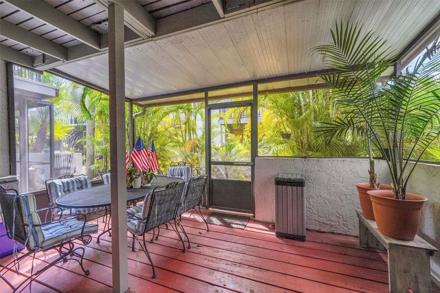 670 Kensington Place 5B, Wilton Manors, FL 33305