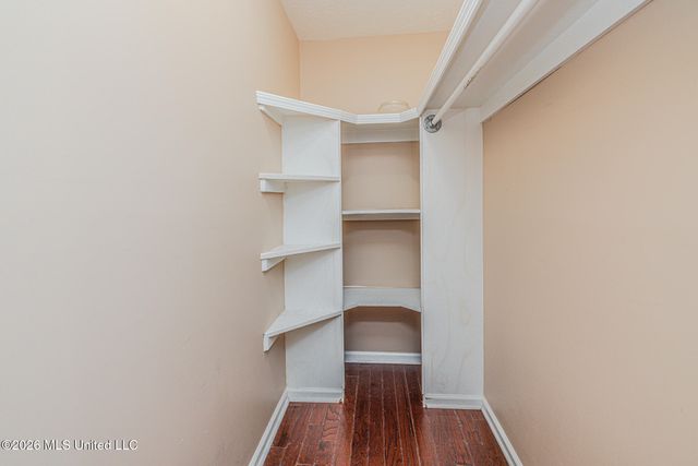 6313 Cedarwood Drive, Jackson, MS 39213