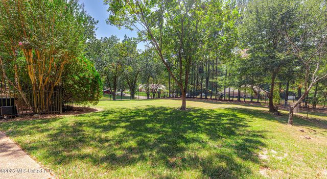6313 Cedarwood Drive, Jackson, MS 39213