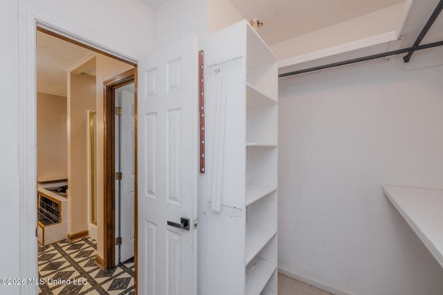 6313 Cedarwood Drive, Jackson, MS 39213