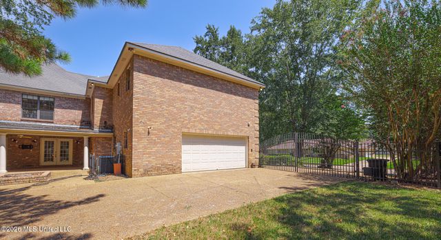 6313 Cedarwood Drive, Jackson, MS 39213