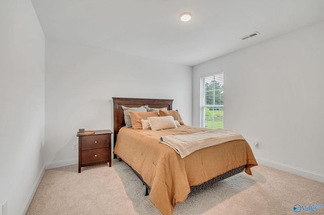 1038 Highgrove Heights NW, Harvest, AL 35749