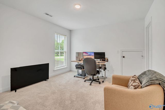 1038 Highgrove Heights NW, Harvest, AL 35749