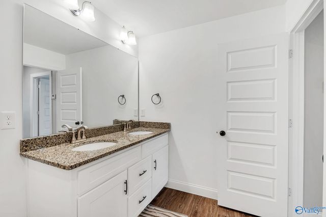 1038 Highgrove Heights NW, Harvest, AL 35749