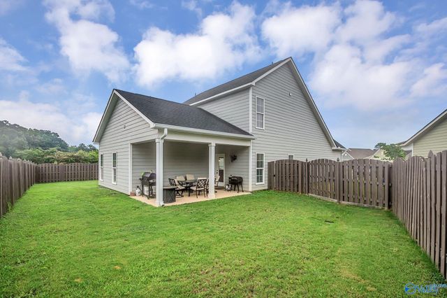 1038 Highgrove Heights NW, Harvest, AL 35749