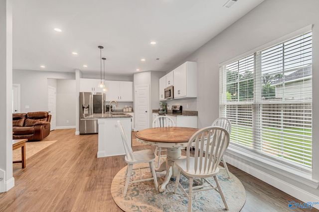 1038 Highgrove Heights NW, Harvest, AL 35749