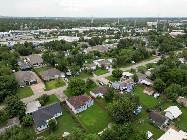 10914 La Crosse Street, Jacinto City, TX 77029