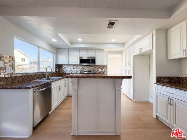 37740 Duffel Street, Palmdale, CA 93552