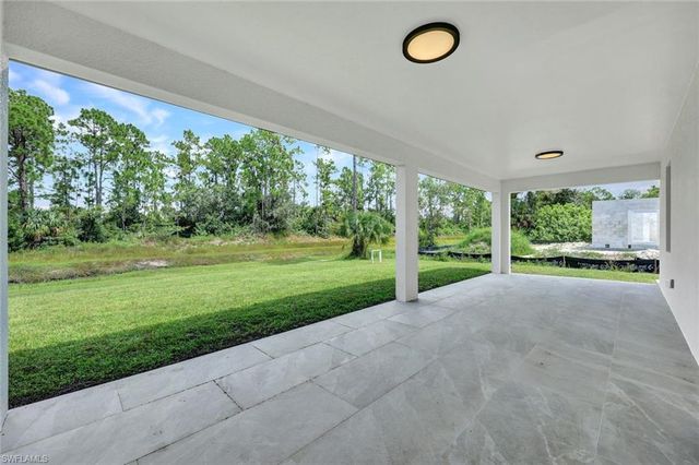 1137 Rahway ST E, Lehigh Acres, FL 33974