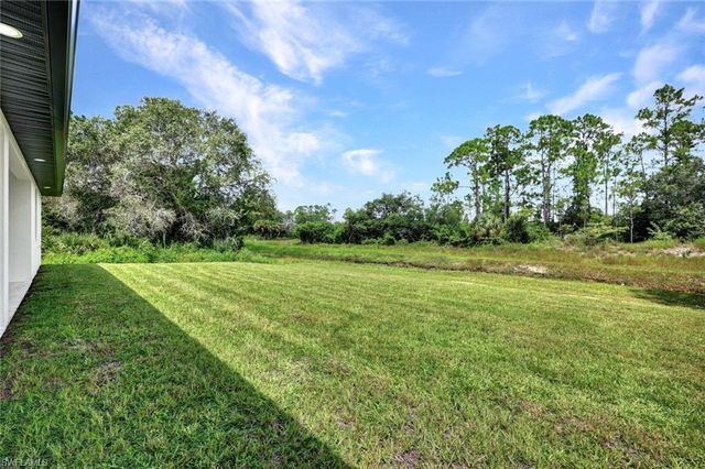 1137 Rahway ST E, Lehigh Acres, FL 33974