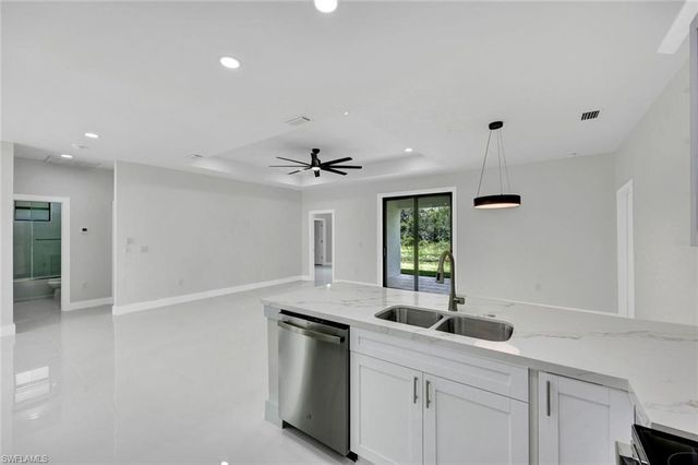 1137 Rahway ST E, Lehigh Acres, FL 33974