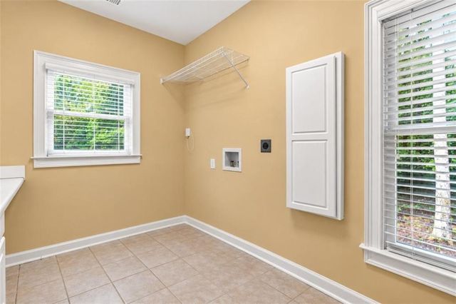 935 Woodland Brook, Mcdonough, GA 30253