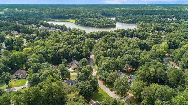935 Woodland Brook, Mcdonough, GA 30253