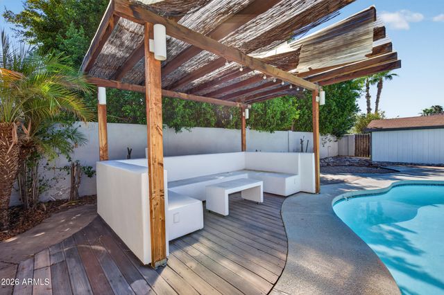 3227 E CORRINE Drive, Phoenix, AZ 85032