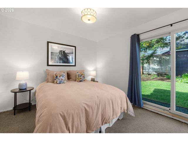 1210 S COLUMBIA St, Seaside, OR 97138