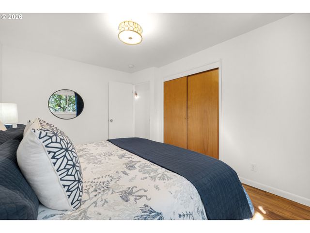 1210 S COLUMBIA St, Seaside, OR 97138