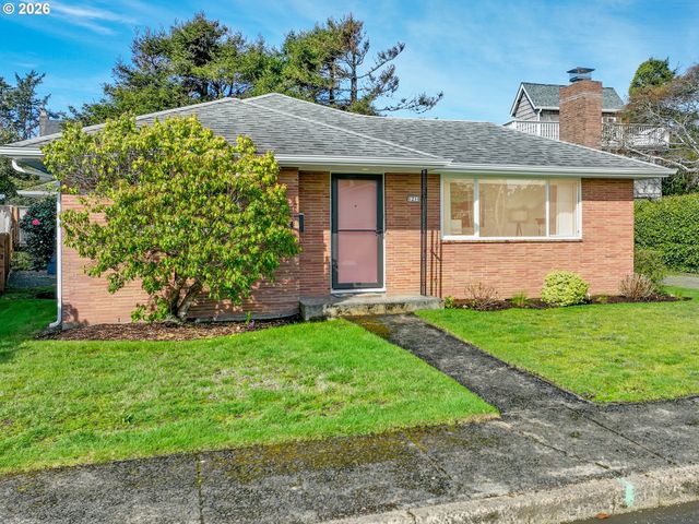 1210 S COLUMBIA St, Seaside, OR 97138