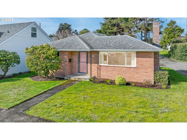 1210 S COLUMBIA St, Seaside, OR 97138