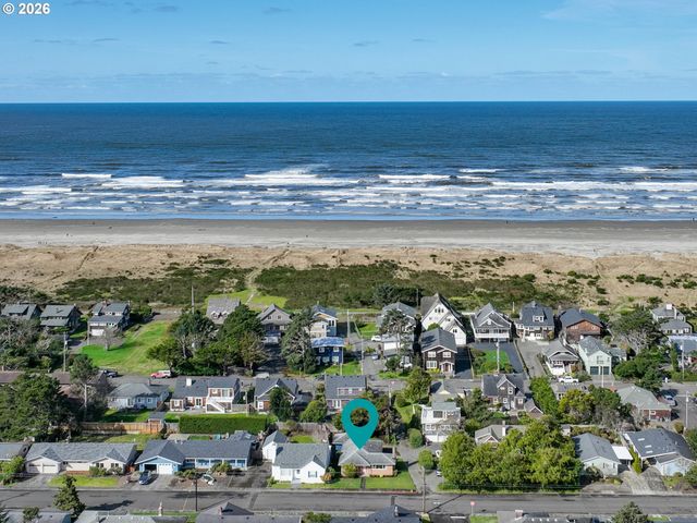 1210 S COLUMBIA St, Seaside, OR 97138