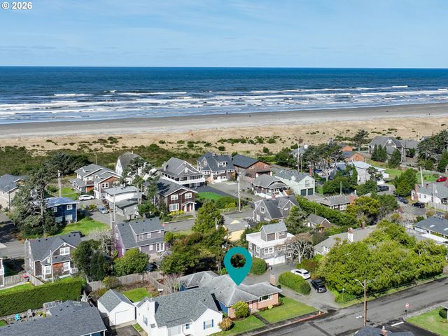 1210 S COLUMBIA St, Seaside, OR 97138