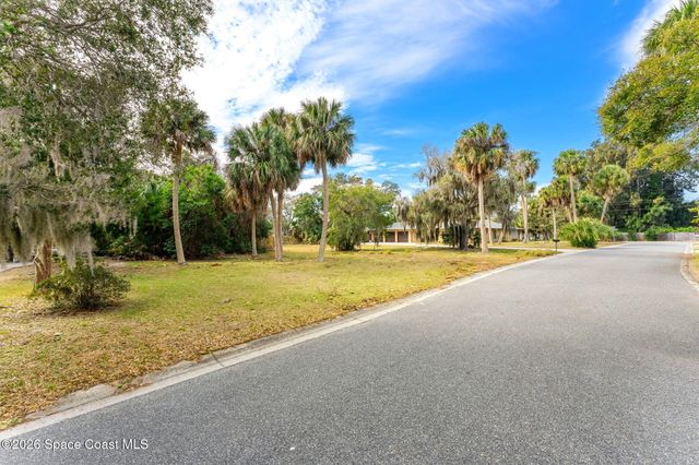 1485 S Oaks Drive, Merritt Island, FL 32952