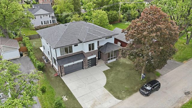 901 Elmdale Road, Glenview, IL 60025
