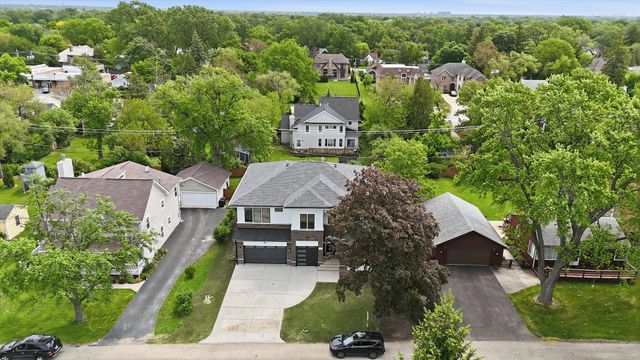 901 Elmdale Road, Glenview, IL 60025