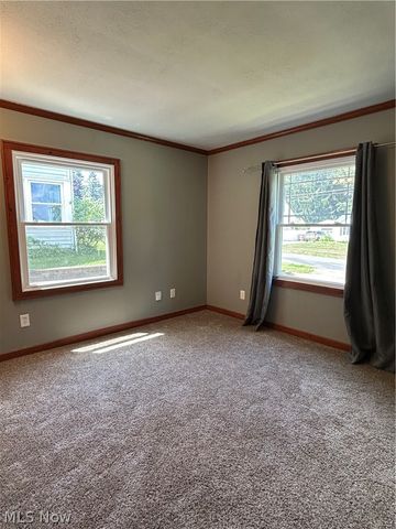 2337 Schubert Street, Cuyahoga Falls, OH 44221