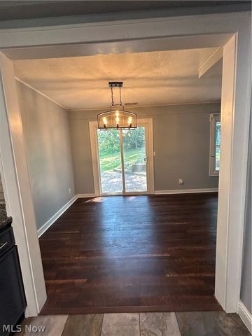 2337 Schubert Street, Cuyahoga Falls, OH 44221