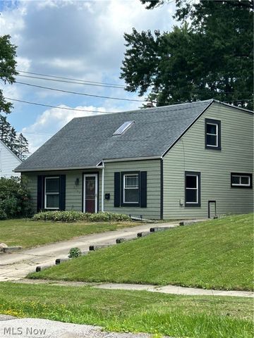 2337 Schubert Street, Cuyahoga Falls, OH 44221