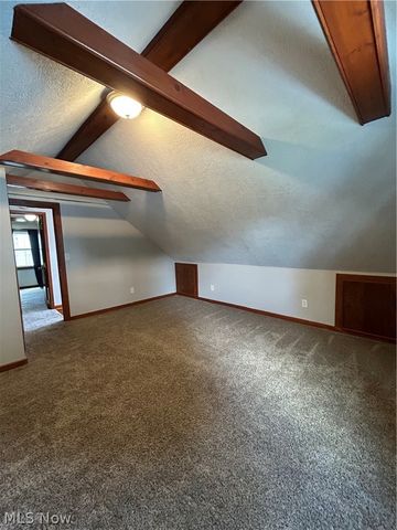 2337 Schubert Street, Cuyahoga Falls, OH 44221