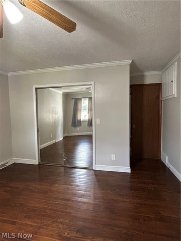 2337 Schubert Street, Cuyahoga Falls, OH 44221