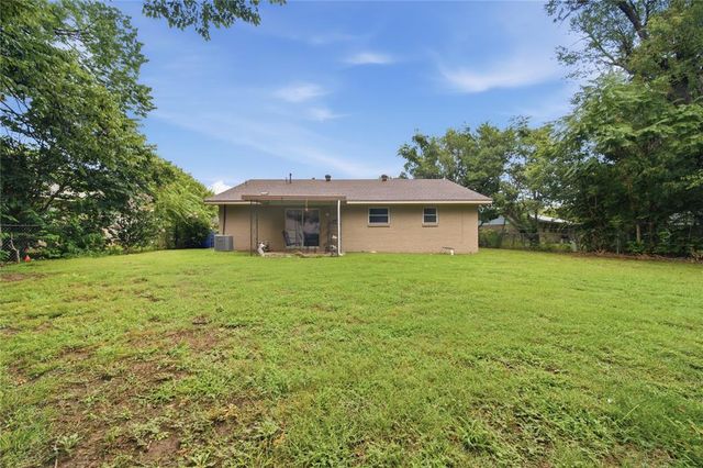 208 Mount Vernon Drive, Norman, OK 73071