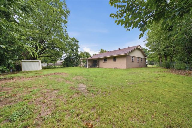 208 Mount Vernon Drive, Norman, OK 73071
