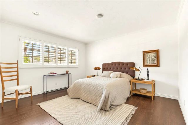 1644 Aliso Avenue, Costa Mesa, CA 92627